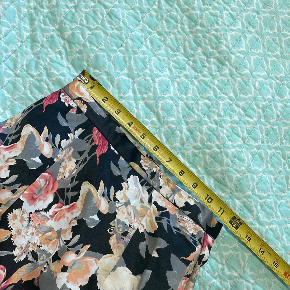 Dark Floral satin trumpet maxi skirt - Picture 6 of 10
